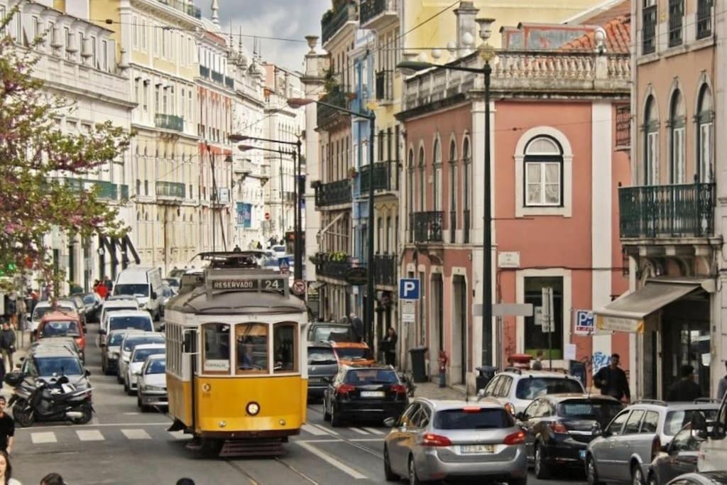 Dpj Romantic Jardim Apt - Lift! - Pr.Real/Bairro Alto! Apartment Lisbon Exterior photo