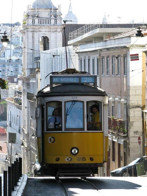 Dpj Romantic Jardim Apt - Lift! - Pr.Real/Bairro Alto! Apartment Lisbon Exterior photo